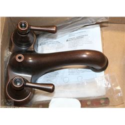 MOEN "KINGSLEY" ORB 4" CENTER SET LAV FAUCET