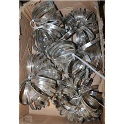 FLAT OF ASSORTED GEAR CLAMPS