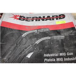 BERNARD Q4015AR8EL INDUSTRIAL MIG GUN