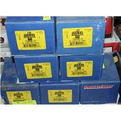 7 BOXES OF 100 TAP SCREWS 3/8"