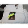 Image 1 : DICKIES SIZE 36X32 WHITE UTILITY PANTS