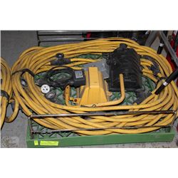 100FT STRING OF WORK LIGHTS WITH 2 HALOGEN LIGHTS