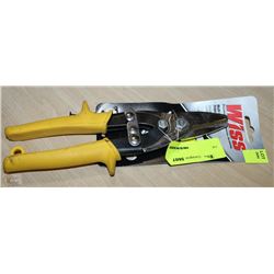 PAIR OF WISS MULTI-PURPOSE SNIPS
