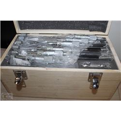 OUTSIDE MICROMETERS SET