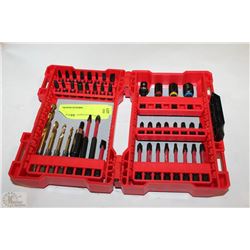 MILWAUKEE BIT SET