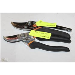 2 PAIR OF FISKARS CUTTING SHEARS
