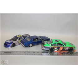 LOT OF 3 COLLECTIBLE DIE CAST 1969 GTO , LOWES 48,