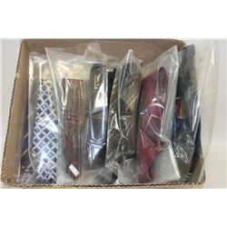 BOX W/13 QUALITY MEN'S TIES