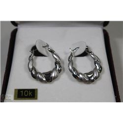 NEW 10 KT WHITE GOLD (STAMPED) HOOP EARINGS