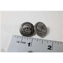SET OF 2 GERMAN WWII TOTENKOPT UNIFORM BUTTONS