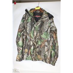 NEW COLEMAN MEN'S CAMO JACKET - SIZE M