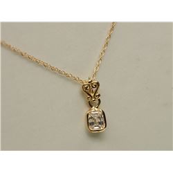#11-14K GOLD DIAMOND PENDANT NECKLACE