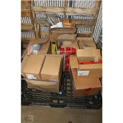 PALLET OF ASSORTED NEW JOINERS, T'S, BALL VALVES