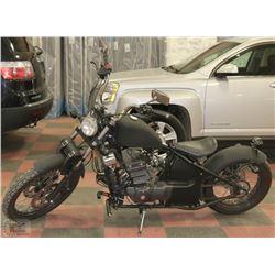 2013 JOHNNY MOTORCYCLE VENTURA 320i