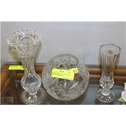 LOT OF 2 CRYSTAL VASES AND CRYSTAL ROSE BOWL