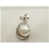 Image 1 : #42-STERLING SILVER PEARL & DIAMOND PENDANT