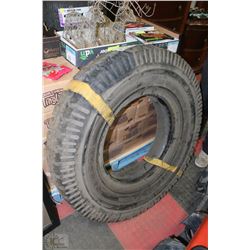 9.00-20 10 PLY TIRE WITH TUBE