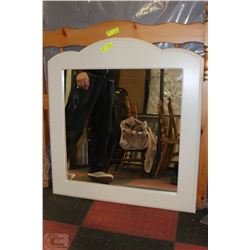 WHITE DRESSER MIRROR