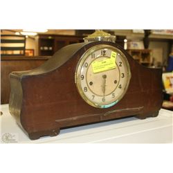 VINTAGE SETH THOMAS MANTLE CLOCK WITH KEY
