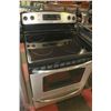 Image 1 : GENERAL ELECTRIC CERAMIC TOP STOVE WITH  SELF
