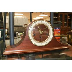 VINTAGE FRANZ HERMLE GERMAN CHIMING MANTLE CLOCK