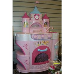 DISNEY PRINCESS STOVE/KITCHEN