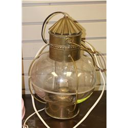 VINTAGE LAMP ELECTRIC OR OIL