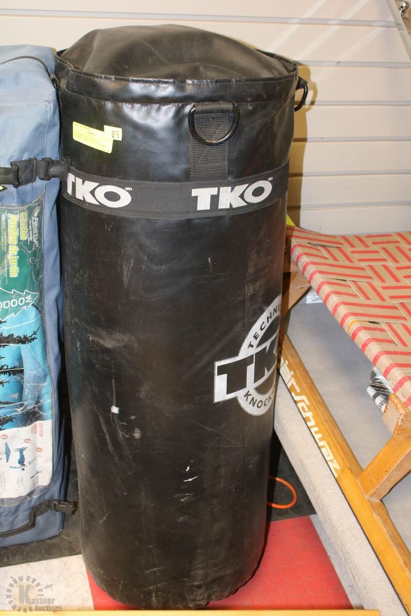 75 LB TKO PUNCHING BAG, DRINGS/DOUBLE END TIEDOWN