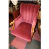 Image 1 : ROSE VELVET ANTIQUE CHAIR