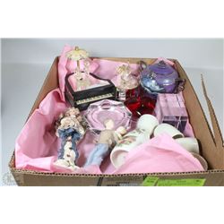 BOX W/3 MUSIC BOXES INCL. LTD. ED. & NO'D