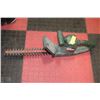 Image 1 : BLACK & DECKER ELECTRIC HEDGE TRIMMER