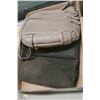 Image 1 : LOT WITH 3 PURSES
