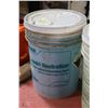 Image 1 : 5 GALLON PAIL OF LAUNDRI NEUTRALIZER