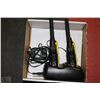 Image 1 : MOTOROLA WALKIE-TALKIE SET W/CHARGER
