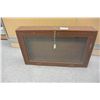 Image 1 : VINTAGE DISPLAY CABINET