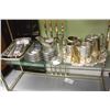 Image 1 : SHELF LOT OF SILVER PLATED ITEMS