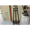 Image 1 : REPRODUCTION MAHOGANY EASEL
