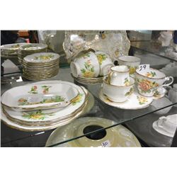 LOT OF ROYAL ALBERT TEA ROSE CHINA