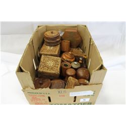 BOX OF DECORATIVE CARVED JEWELLRY BOXES