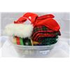 Image 1 : TOTE OF CHRISTMAS DECOR