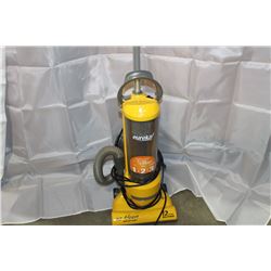 EUREKA UPRIGHT VACUUM