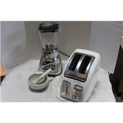 OSTER BLENDER TOASTER AND PESTLE