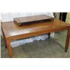 Image 1 : OAK DINING TABLE