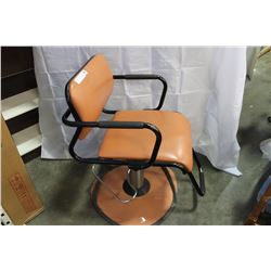BARBERS CHAIR