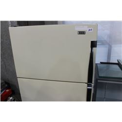 NORGE 2 DOOR REFRIGERATOR
