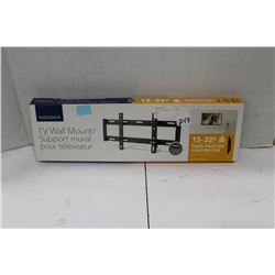 13-32" LOW PROFILE TV WALL MOUNT