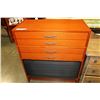 Image 1 : OFFICE CABINET WITH FILING SHELVES