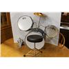 Image 1 : CHILDS DRUM SET