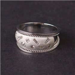 Ladies Ring in White 14K Gold with Diamonds