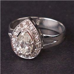 Vintage Ladies Ring in White 18K Gold with Diamonds